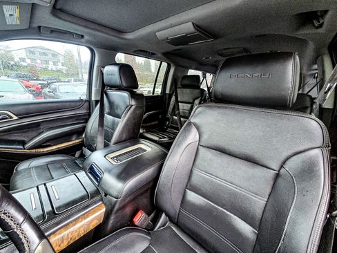 Used 2018 GMC Yukon XL Denali w/ Denali Ultimate Package image 10