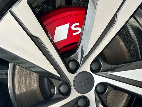 New 2026 Audi SQ5 Premium Plus image 40