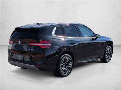 Used 2025 BMW X3 xDrive30i w/ Premium Package image 5