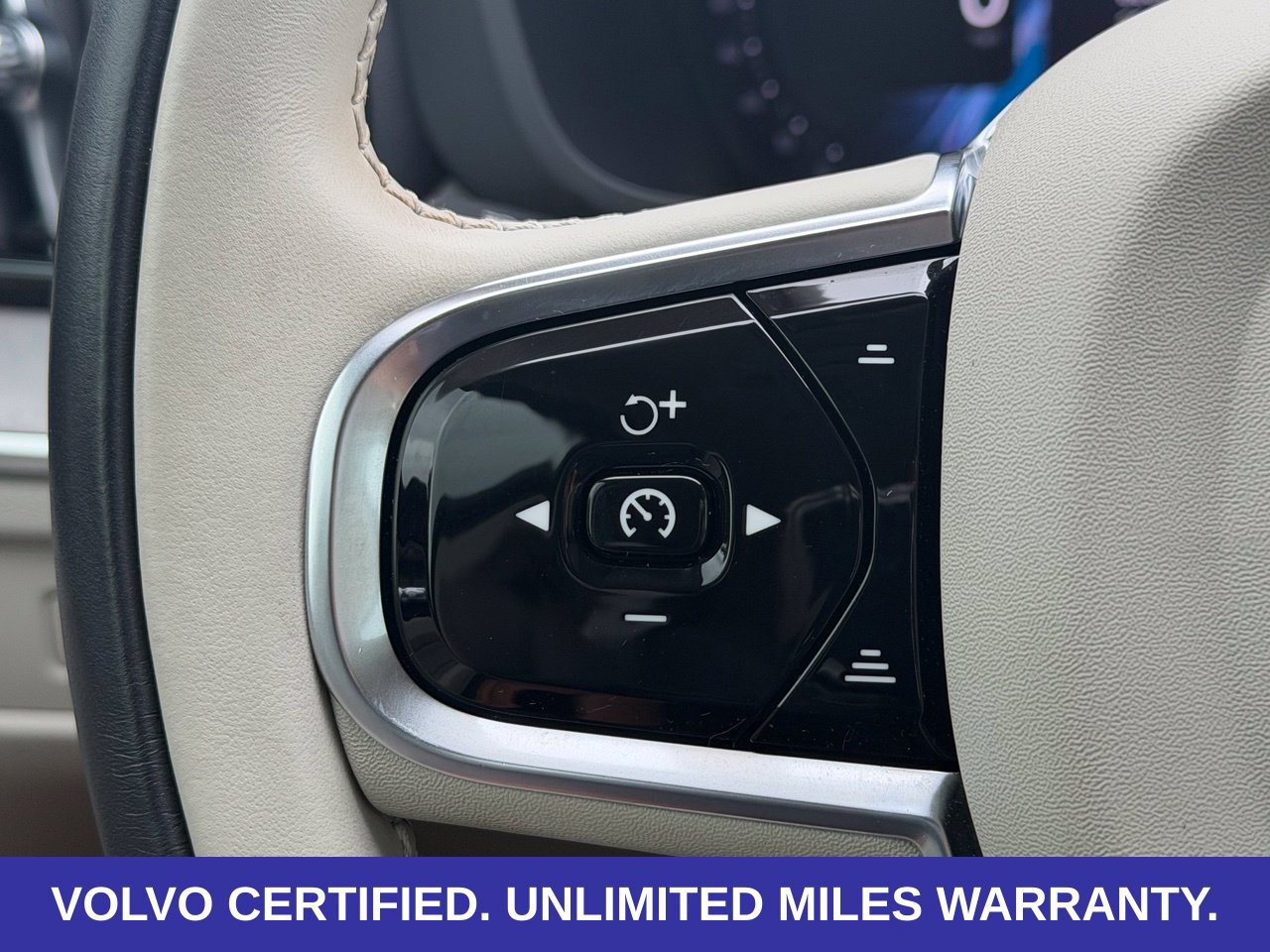 Certified 2024 Volvo XC60 B5 Plus w/ Protection Package Premier AWD/4WD image 18
