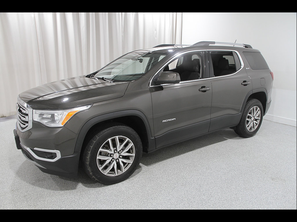 Used 2019 GMC Acadia SLE AWD/4WD image 3