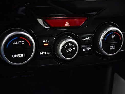 Used 2024 Subaru Forester Limited image 33