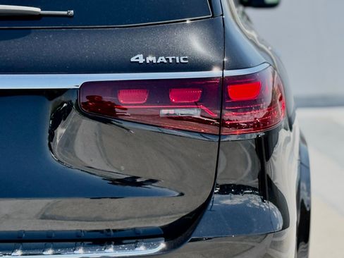 New 2026 Mercedes-Benz GLS 450 4MATIC image 13
