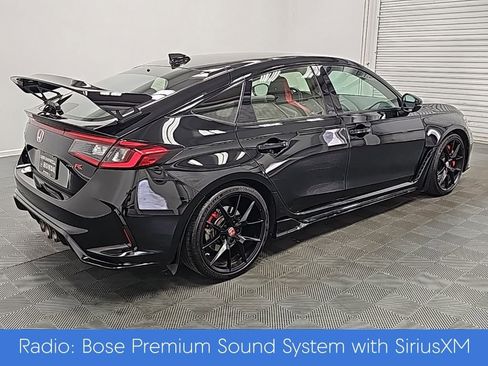 Used 2025 Honda Civic Type R image 9