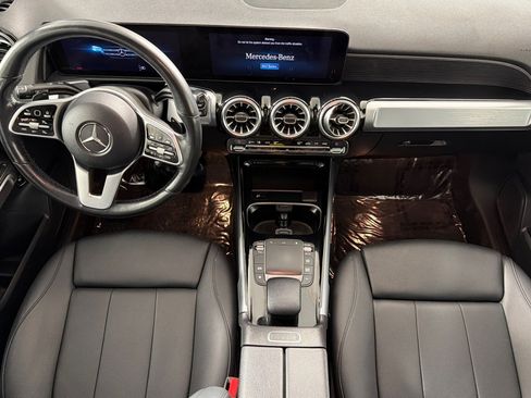 Used 2023 Mercedes-Benz GLB 250 image 12