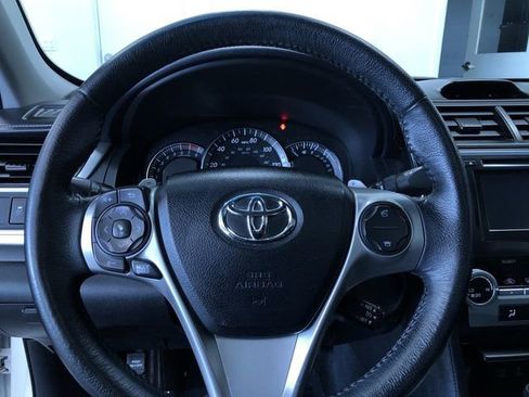 Used 2013 Toyota Camry SE image 26