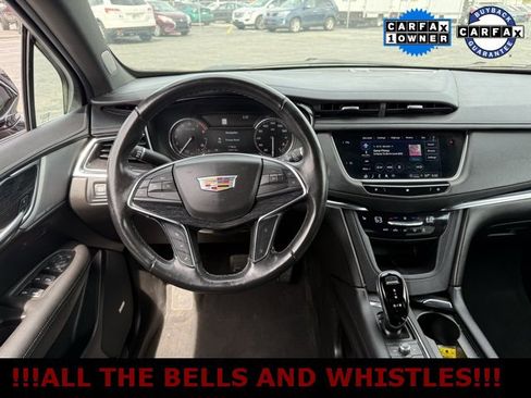 Used 2021 Cadillac XT5 Premium Luxury w/ LPO, Floor Liner Package image 24