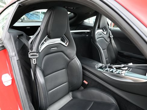 Used 2016 Mercedes-Benz AMG GT S image 37