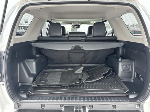 Used 2024 Toyota 4Runner TRD Off-Road Premium image 11