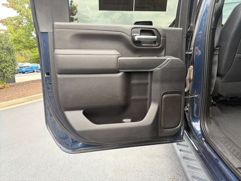 Used 2022 GMC Sierra 2500 AT4 w/ AT4 Premium Plus Package AWD/4WD image 39