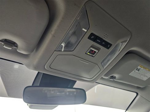 Used 2020 Toyota RAV4 LE image 27