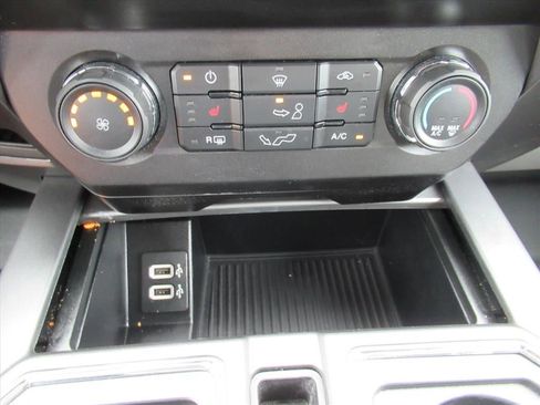 Used 2020 Ford F150 XLT w/ Equipment Group 302A Luxury AWD/4WD image 25