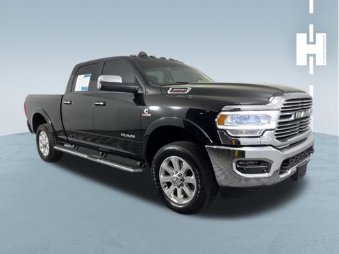 Used 2022 RAM 3500 Laramie AWD/4WD image 1