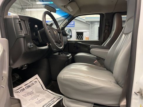 Used 2014 Chevrolet Express 3500 LT w/ LT Preferred Equipment Group image 12