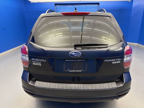 Used 2016 Subaru Forester 2.5i Premium w/ All-Weather Package AWD/4WD image 6