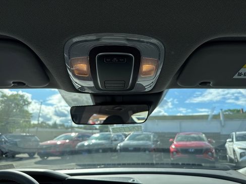 New 2025 Hyundai Elantra Sport image 18