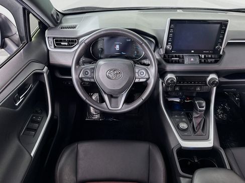 Certified 2022 Toyota RAV4 XSE w/ Weather Package AWD/4WD image 19