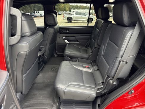 Used 2025 Toyota Sequoia Platinum image 15