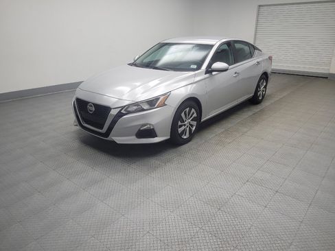 Used 2019 Nissan Altima 2.5 S FWD image 2