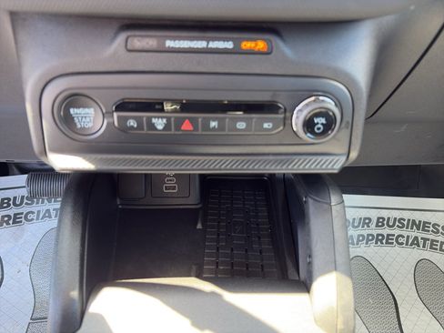 Used 2025 Ford Bronco Sport Badlands AWD/4WD image 14