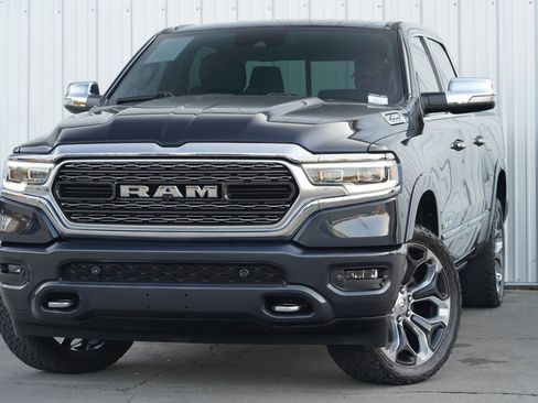 Used 2019 RAM 1500 Limited image 3