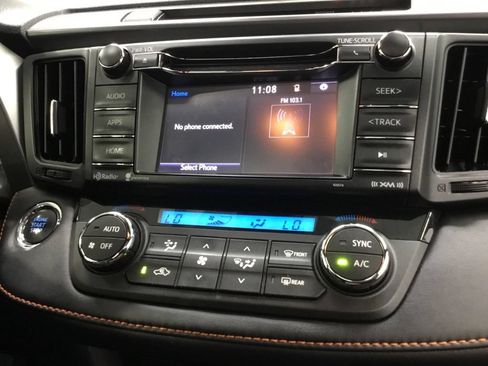 Used 2017 Toyota RAV4 SE AWD/4WD image 26