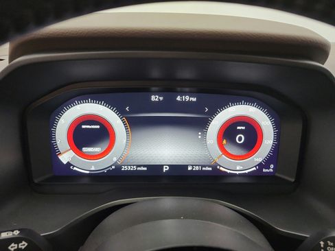 Used 2023 Nissan Rogue Platinum w/ Platinum Premium Package FWD image 10