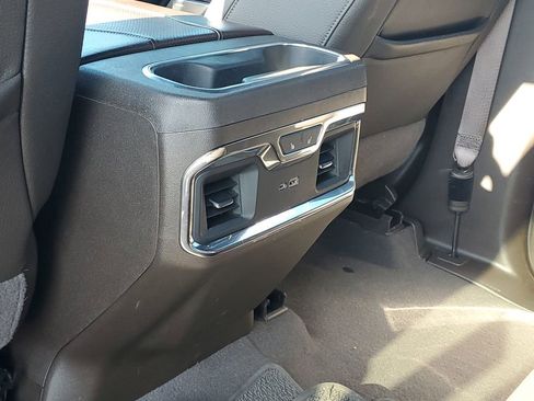 Used 2024 GMC Sierra 1500 Denali w/ Technology Package AWD/4WD image 12