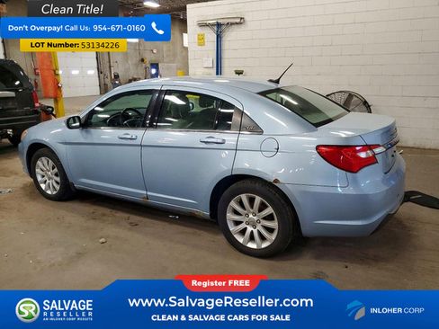 Used 2013 Chrysler 200 Touring FWD image 3