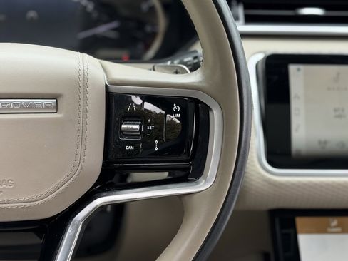 Used 2023 Land Rover Range Rover Velar R-Dynamic S image 45