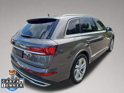 Used 2023 Audi Q7 3.0T Prestige AWD/4WD image 3
