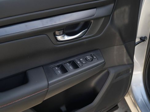 Used 2026 Honda CR-V Sport image 5