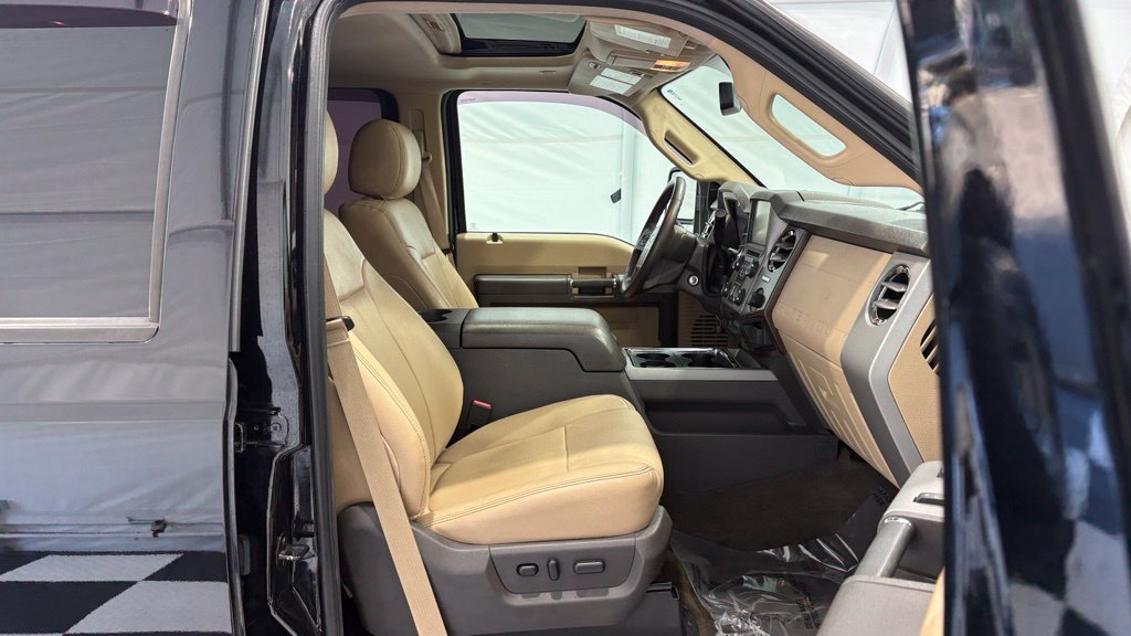 Used 2016 Ford F350 Lariat w/ Lariat Ultimate Package AWD/4WD image 21