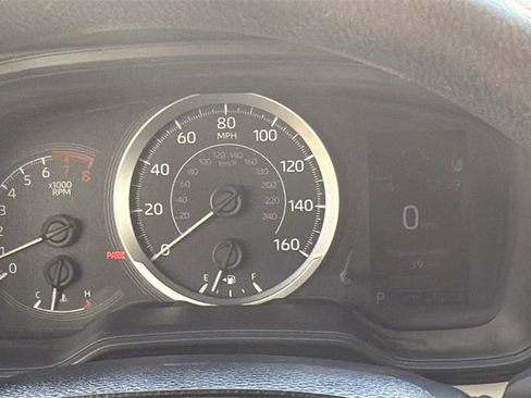 Used 2020 Toyota Corolla LE image 16