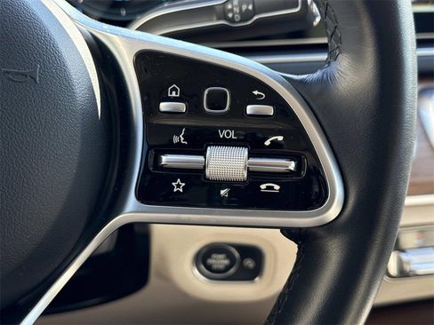 Used 2022 Mercedes-Benz GLS 450 4MATIC image 26