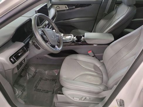 Certified 2022 Lincoln Nautilus Reserve w/ Equipment Group 202A image 12