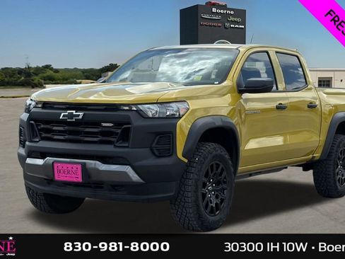 Used 2024 Chevrolet Colorado Trail Boss w/ Advanced Trailering Package AWD/4WD image 7