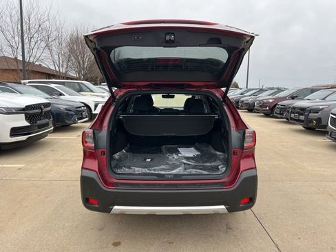 Used 2025 Subaru Outback Limited image 10