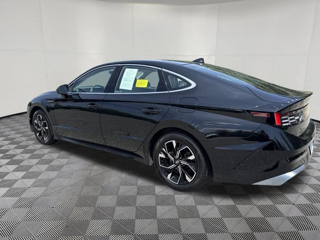 Used 2024 Hyundai Sonata SEL FWD image 5