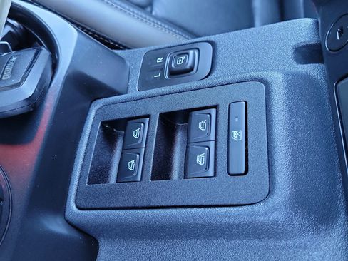 Certified 2025 Ford Bronco Outer Banks AWD/4WD image 28