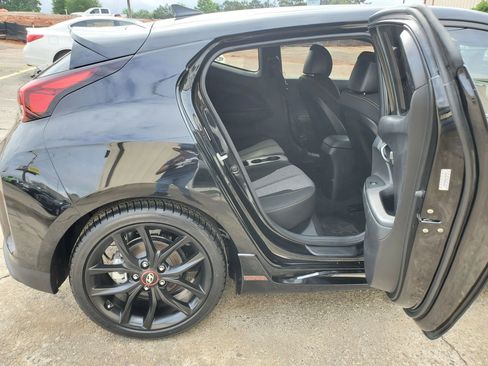 Used 2020 Hyundai Veloster Turbo R-Spec FWD image 19