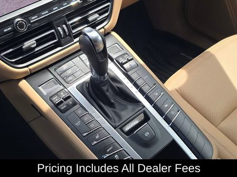 Used 2021 Porsche Macan AWD/4WD image 10