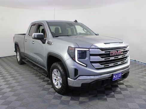 Used 2023 GMC Sierra 1500 SLE AWD/4WD image 24