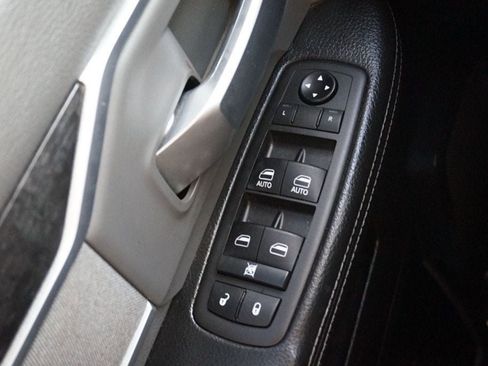 Used 2019 RAM 2500 Big Horn image 23