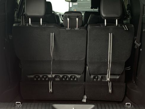 New 2026 Chrysler Pacifica Select image 30