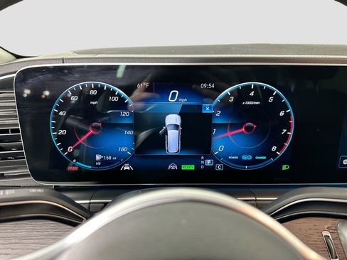 Used 2022 Mercedes-Benz GLS 450 4MATIC image 11