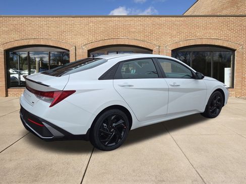 New 2026 Hyundai Elantra Sport image 3