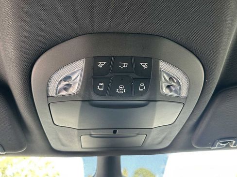 New 2026 Chrysler Voyager LX image 25