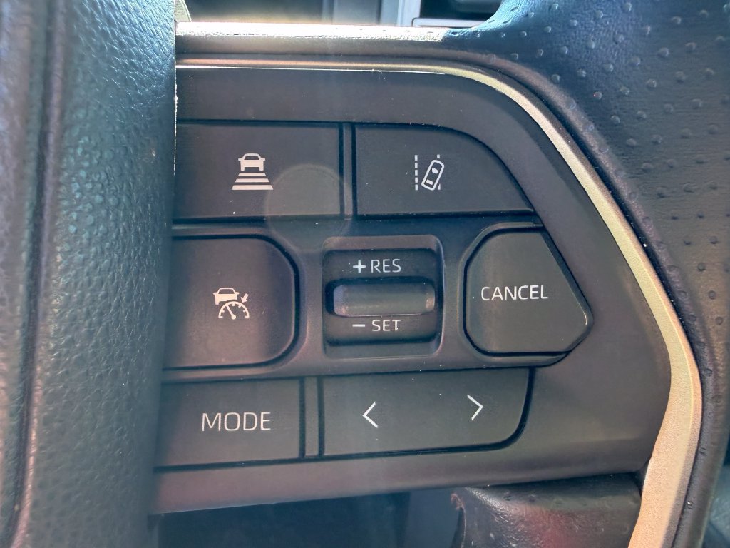 Used 2025 Toyota Tundra SR5 w/ SR5 Convenience Package AWD/4WD image 17
