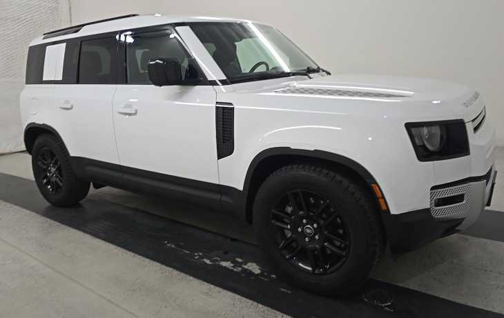 Used 2025 Land Rover Defender 110 S AWD/4WD image 1